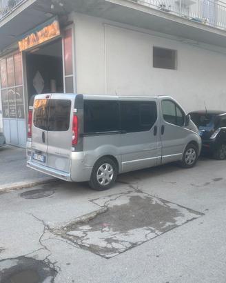 opel vivaro motore nuovo km 0