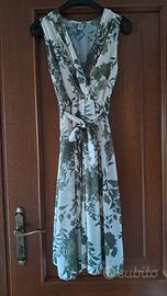 vestito smanicato estivo 