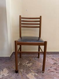 Sedia in legno