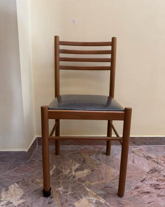 Sedia in legno