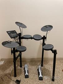 Yamaha DTX402K E-Drum Set