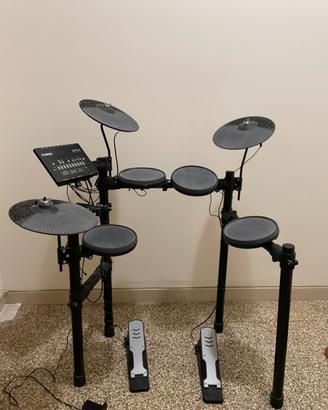 Yamaha DTX402K E-Drum Set