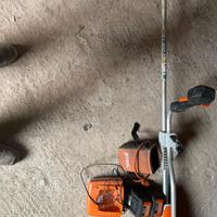 Decespugliatore sthil, batterie e caricatore 