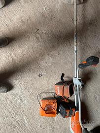 Decespugliatore sthil, batterie e caricatore 