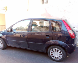Ford Fiesta allestimento Ghia 1.4 TDCI anno 2005