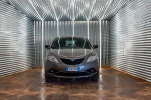 Lancia Ypsilon 1.3 MJT 95 CV Platinum PERMUTA