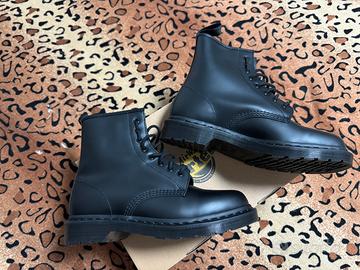 Dr. Martens 1460 mono smooth
