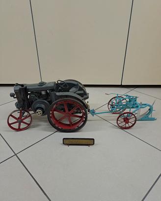 giocattolo trattore 