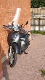 APRILIA SCARABEO 50 STREET