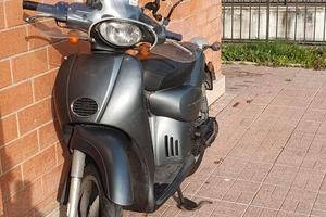 APRILIA SCARABEO 50 STREET