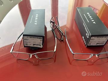 2 paia Occhiali da lettura oakley  00X3217