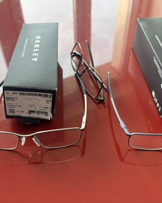 2 paia Occhiali da lettura oakley  00X3217