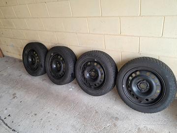 cerchi ferro 15" con 4 fori 10x10