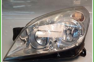 Faro Fanale Proiettore Sinistro SX HELLA 1EG270270