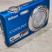 Nikon coolpix s220