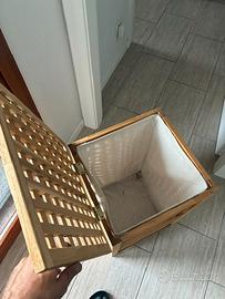 Cesto Portabiancheria in Legno con Sacco Interno -