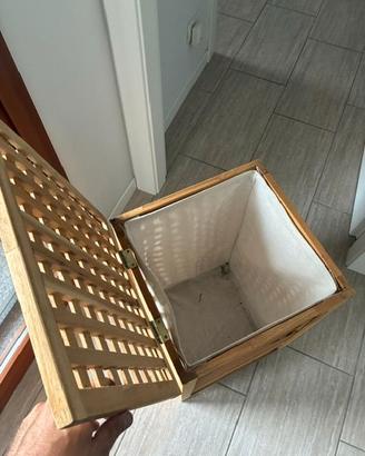 Cesto Portabiancheria in Legno con Sacco Interno -