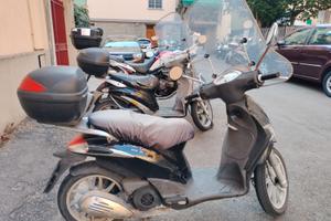 Liberty 125 scooter