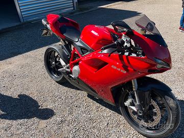 Ducati 848