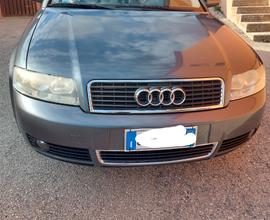 AUDI A4 2ª serie - 2003