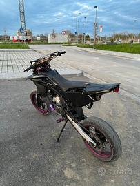 Husqvarna SM 2008 2.500 contrattabili 