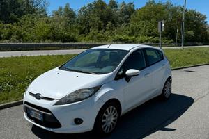 Ford Fiesta 1.4 benz/gpl