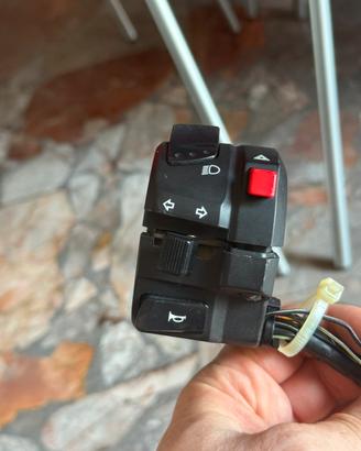 Interruttore moto devio luci