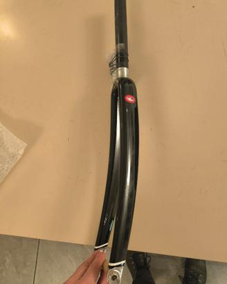 Forcella in carbonio Columbus Minute