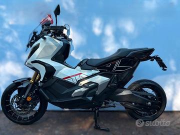 HONDA X-ADV 750