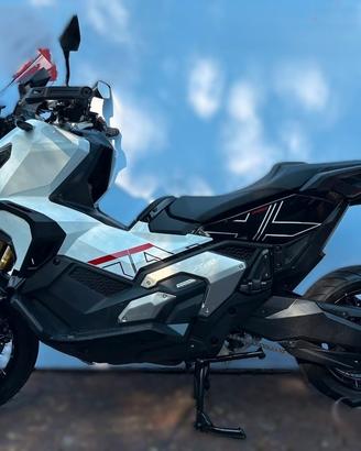 HONDA X-ADV 750