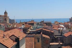 Bilocale vista mare frontale