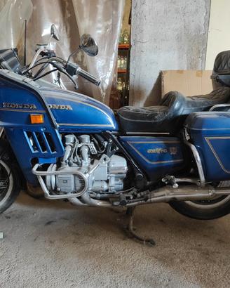 Moto Honda Gold Wing GL 1100 1982