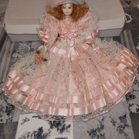 Bambola porcellana vintage da collezione