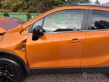PORTA ANTERIORE SINISTRA PER OPEL MOKKA A 2018