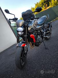 Triumph trident 660