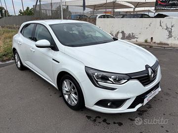 Renault Megane Mégane dCi 8V 110 CV s.t.u.p.e.n.d.