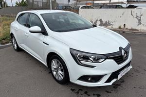 Renault Megane Mégane dCi 8V 110 CV s.t.u.p.e.n.d.