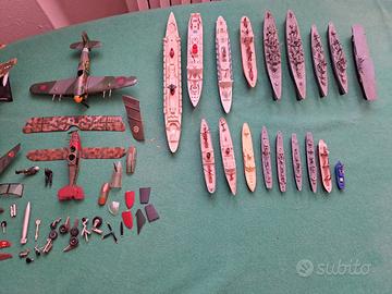 Lotto aerei e navi da guerra, parti sfuse.