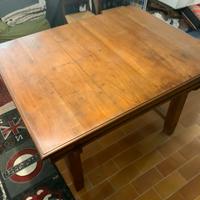 Tavolo Liberty in ciliegio