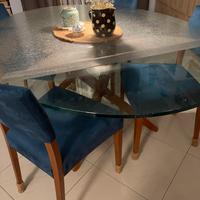 Tavolo cristallo  con 4 sedie