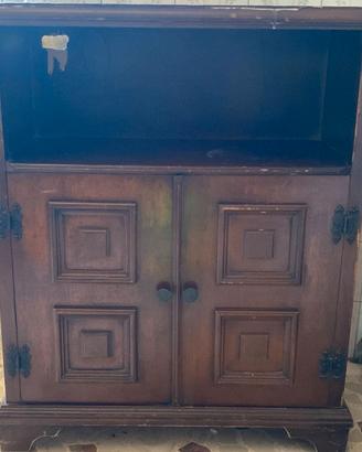 Mobiletto antiquariato