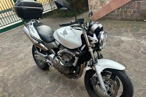 Honda hornet 600