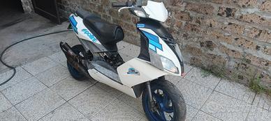 Aptilia sr50