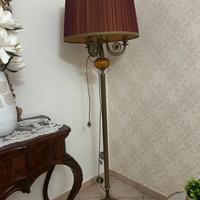 Piantana bordeaux con paralume marina