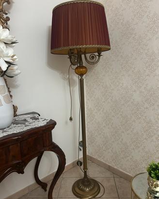 Piantana bordeaux con paralume marina