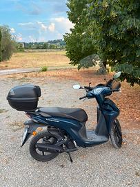 Honda Vision 2023 blu metallic
