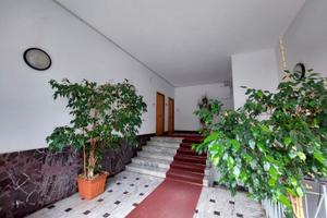 Catanzaro, centralissimo ufficio al quarto piano