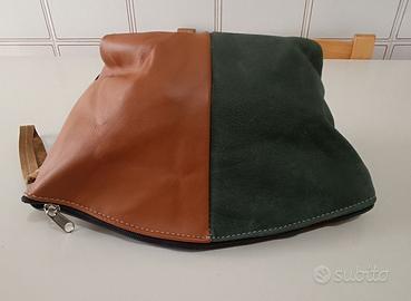 pochette in pelle