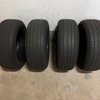 4 pmeumatici Pirelli Estivi