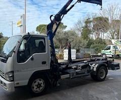 ISUZU MOTORS LTD NQR